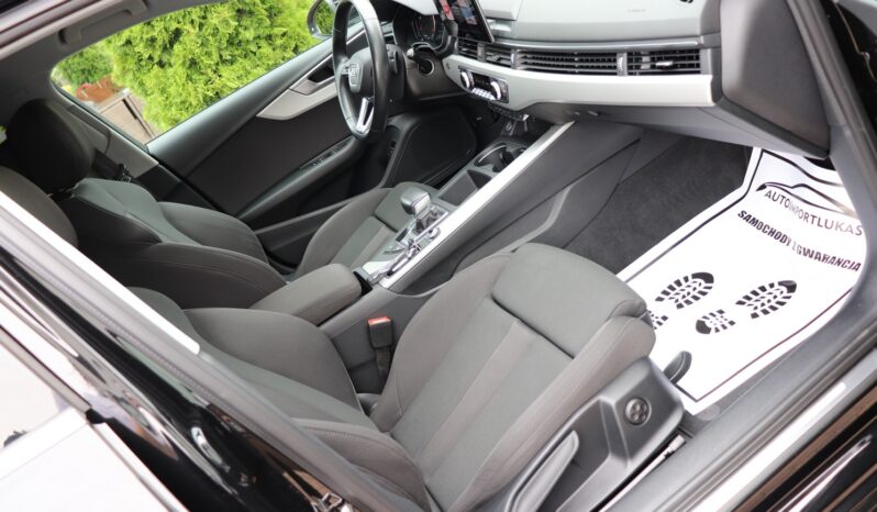 Audi A4 Avant | 2021 | 163 KM | 1968cm3 | Czarny full