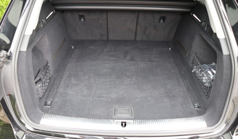 Audi A4 Avant | 2021 | 163 KM | 1968cm3 | Czarny full
