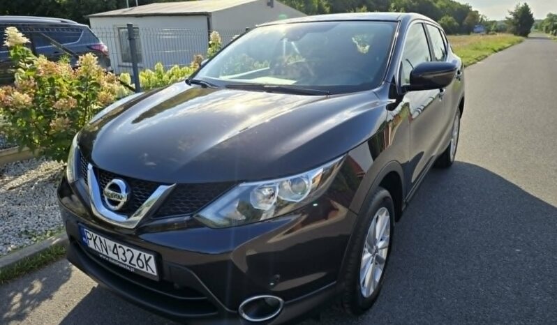 Nissan Qashqai | Fwd (Przód) | Manualna | 130 Km | Fioletowy