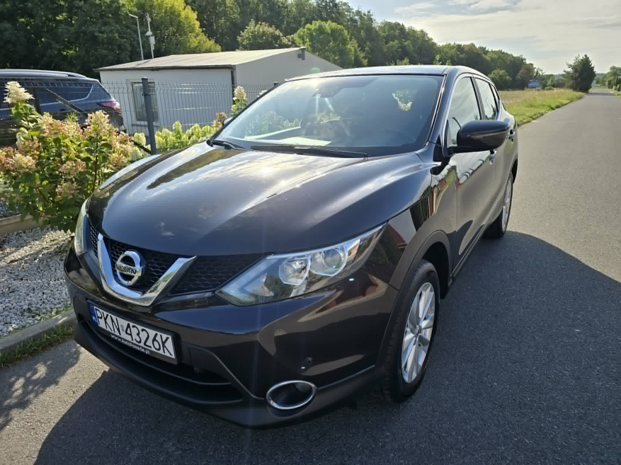 Nissan Qashqai | Fwd (Przód) | Manualna | 130 Km | Fioletowy