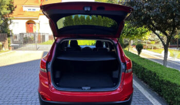 Hyundai ix35 | FWD (przód) | Manualna | 135 KM | Czerwony full