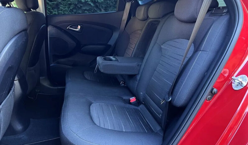 Hyundai ix35 | FWD (przód) | Manualna | 135 KM | Czerwony full