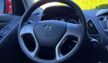 Hyundai ix35 | FWD (przód) | Manualna | 135 KM | Czerwony full