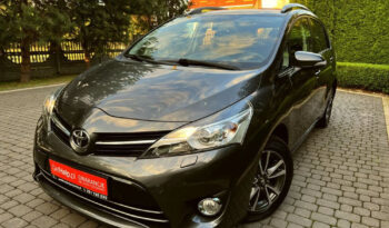 Toyota Verso | FWD (przód) | Manualna | 147 KM | Szary full