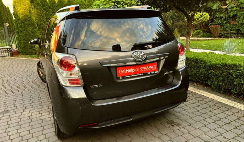 Toyota Verso | FWD (przód) | Manualna | 147 KM | Szary full