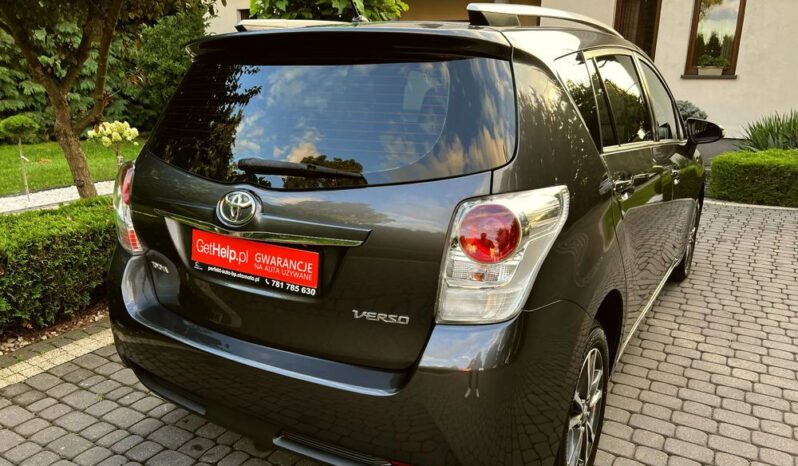 Toyota Verso | FWD (przód) | Manualna | 147 KM | Szary full
