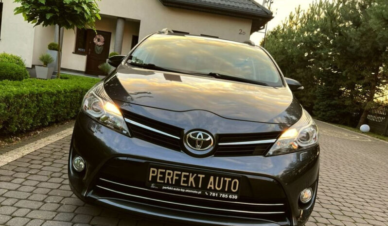Toyota Verso | FWD (przód) | Manualna | 147 KM | Szary full