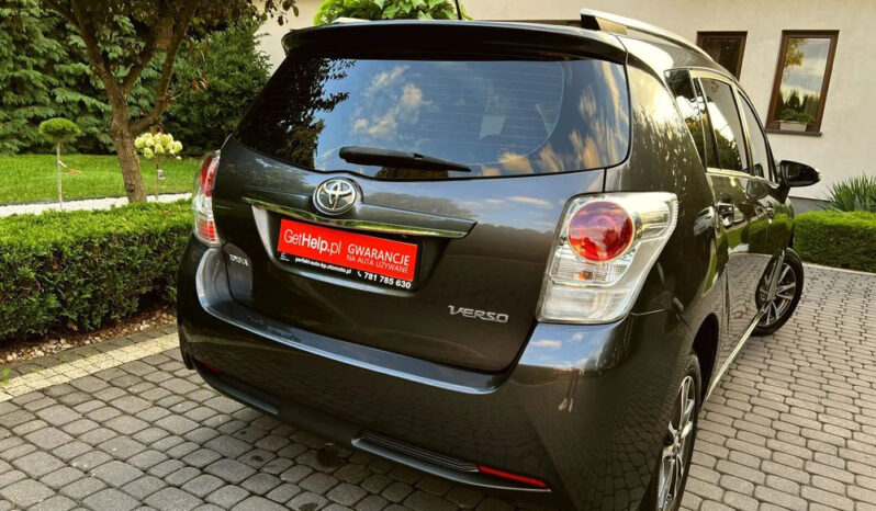 Toyota Verso | FWD (przód) | Manualna | 147 KM | Szary full