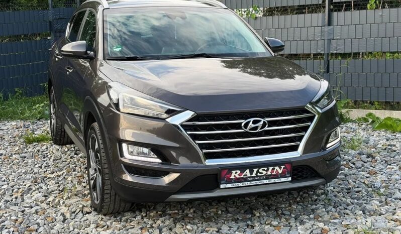 Hyundai Tucson | 4×4 (doł. automatycznie) | Automatyczna | 177 KM | Szary full
