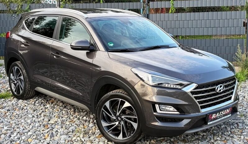 Hyundai Tucson | 4×4 (doł. automatycznie) | Automatyczna | 177 KM | Szary full