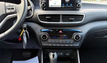 Hyundai Tucson | 4×4 (doł. automatycznie) | Automatyczna | 177 KM | Szary full