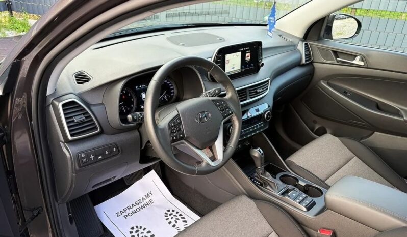 Hyundai Tucson | 4×4 (doł. automatycznie) | Automatyczna | 177 KM | Szary full