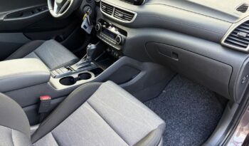 Hyundai Tucson | 4×4 (doł. automatycznie) | Automatyczna | 177 KM | Szary full