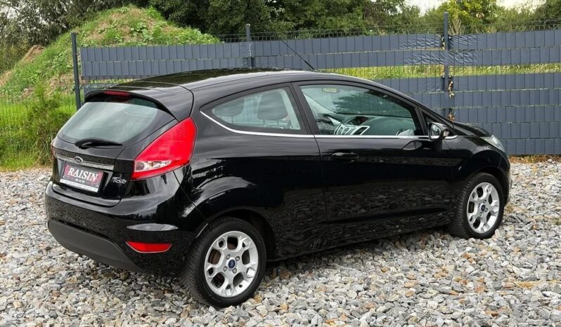 Ford Fiesta | FWD (przód) | Manualna | 82 KM | Czarny full