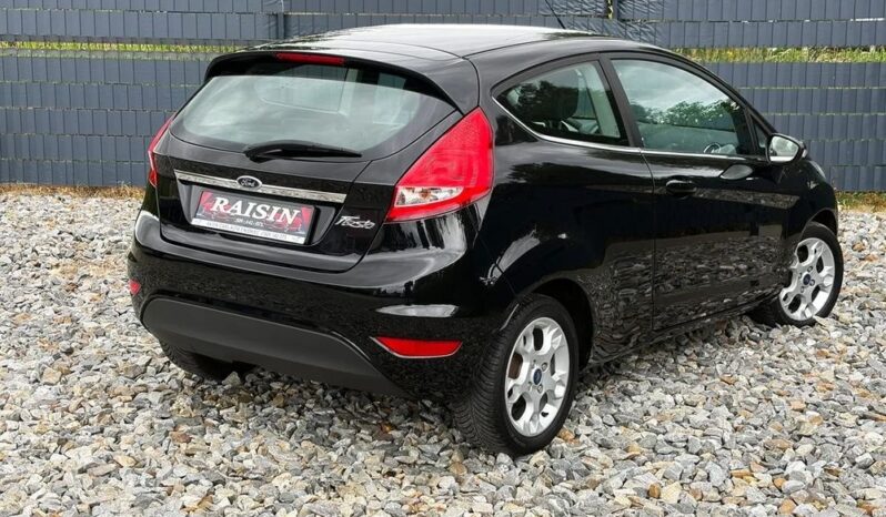 Ford Fiesta | FWD (przód) | Manualna | 82 KM | Czarny full