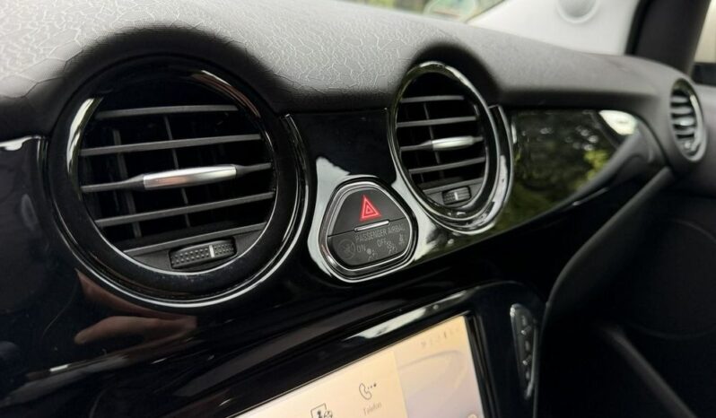 Opel Adam | FWD (przód) | Manualna | 70 KM | Czarny full