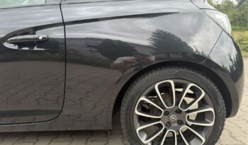 Opel Adam | FWD (przód) | Manualna | 70 KM | Czarny full