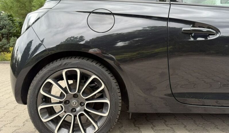 Opel Adam | FWD (przód) | Manualna | 70 KM | Czarny full
