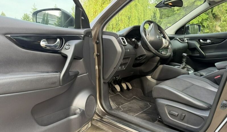 Nissan Qashqai | FWD (przód) | Manualna | 163 KM | Brązowy full