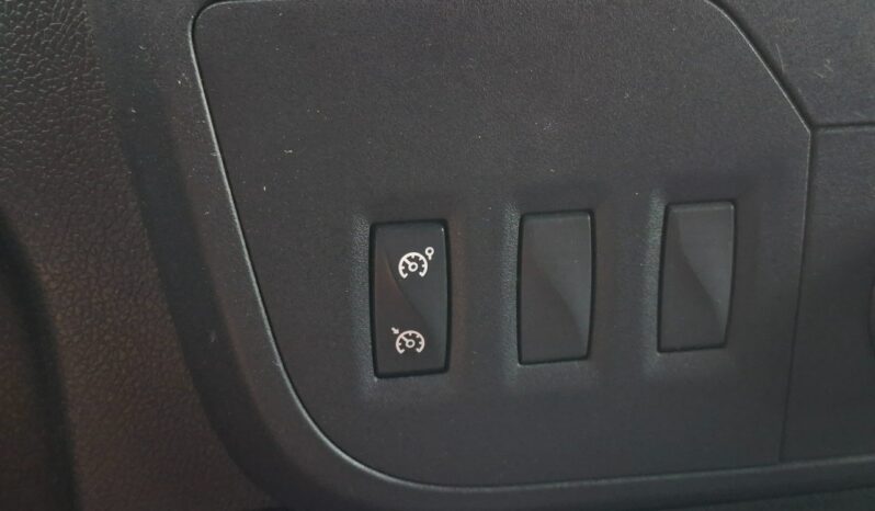 Renault Master | FWD (przód) | Manualna | 145 KM | Biały full