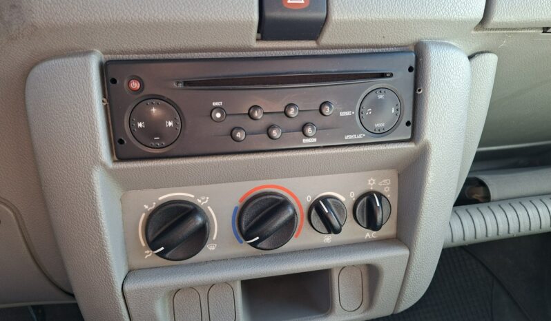 Renault Kangoo | 4×4 (stały) | Manualna | 95 KM | Biały full
