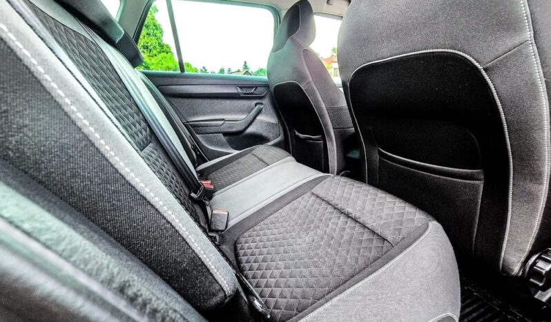 Skoda Fabia | FWD (przód) | Automatyczna | 110 KM | Beżowy full