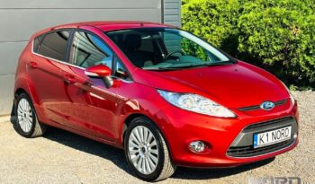 Ford Fiesta | FWD (przód) | Manualna | 82 KM | Czerwony full
