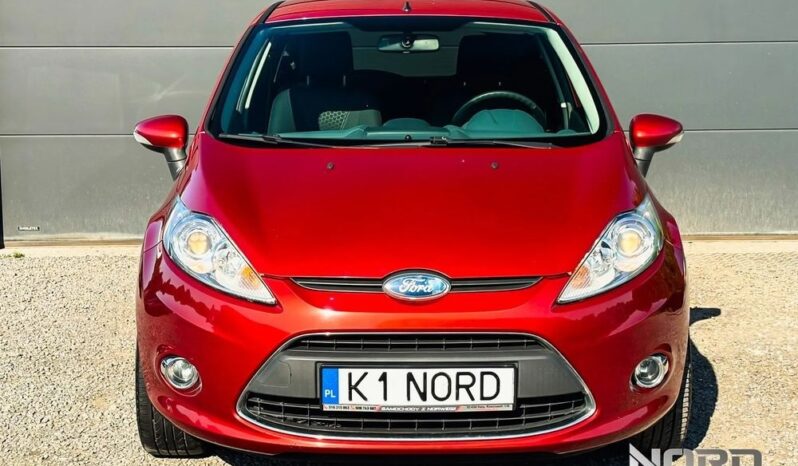 Ford Fiesta | FWD (przód) | Manualna | 82 KM | Czerwony full