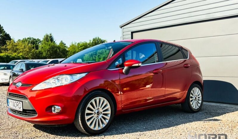 Ford Fiesta | FWD (przód) | Manualna | 82 KM | Czerwony full