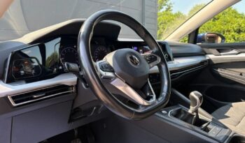Volkswagen Golf | FWD (przód) | Manualna | 130 KM | Granatowy full
