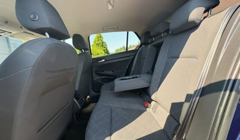 Volkswagen Golf | FWD (przód) | Manualna | 130 KM | Granatowy full