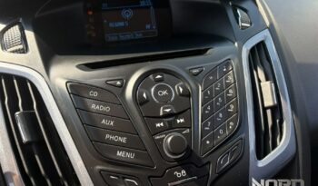 Ford Focus | FWD (przód) | Manualna | 125 KM | Czerwony full