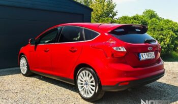 Ford Focus | FWD (przód) | Manualna | 125 KM | Czerwony full