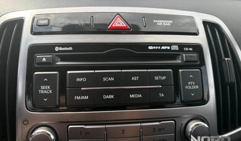 Hyundai i20 | FWD (przód) | Manualna | 86 KM | Szary full
