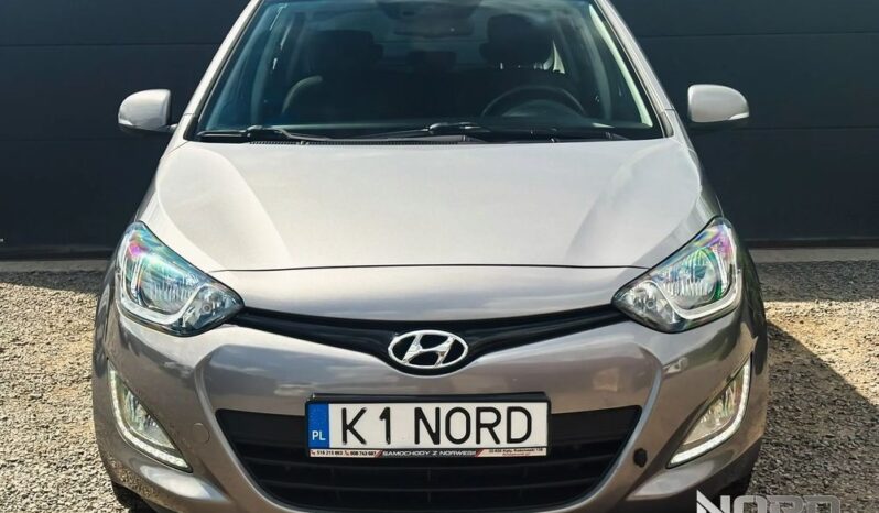 Hyundai i20 | FWD (przód) | Manualna | 86 KM | Szary full