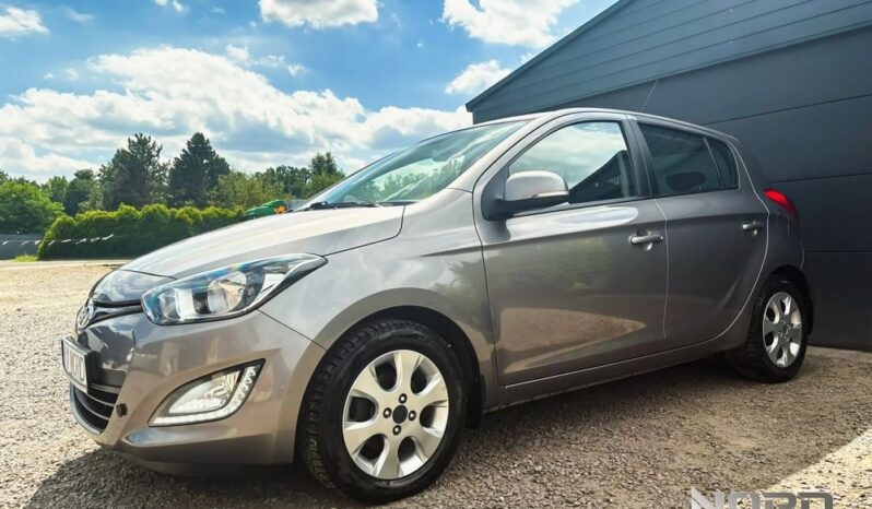 Hyundai i20 | FWD (przód) | Manualna | 86 KM | Szary full