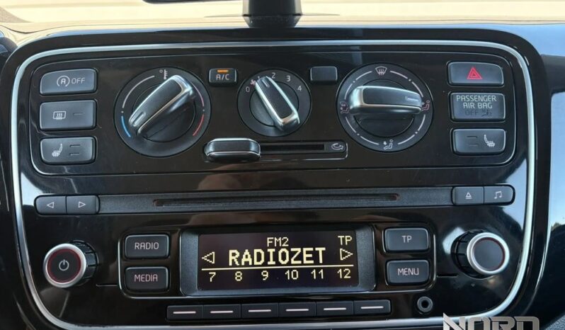 Volkswagen up! | FWD (przód) | Manualna | 60 KM | Czarny full