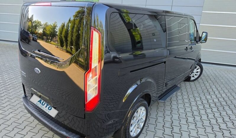 Ford Tourneo Custom | FWD (przód) | Automatyczna | 130 KM | Czarny full