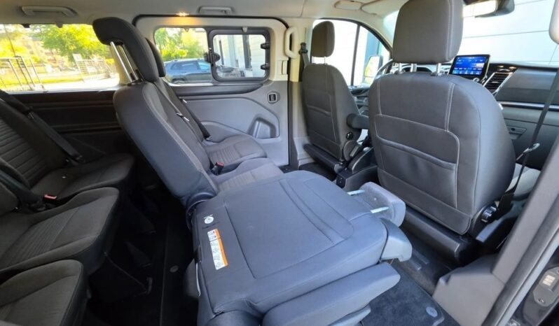 Ford Tourneo Custom | FWD (przód) | Automatyczna | 130 KM | Czarny full