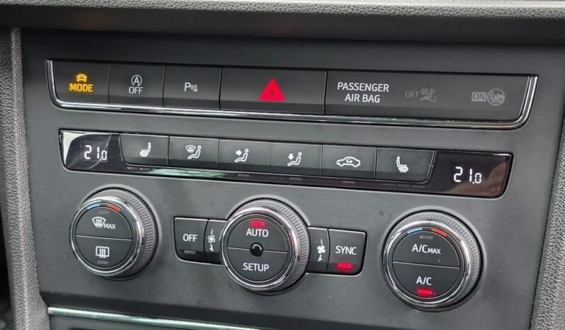 Seat Leon | FWD (przód) | Automatyczna | 184 KM | Czarny full