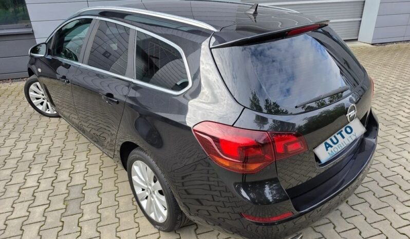 Opel Astra | FWD (przód) | Manualna | 140 KM | Czarny full