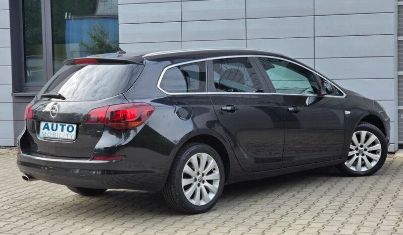 Opel Astra | FWD (przód) | Manualna | 140 KM | Czarny full