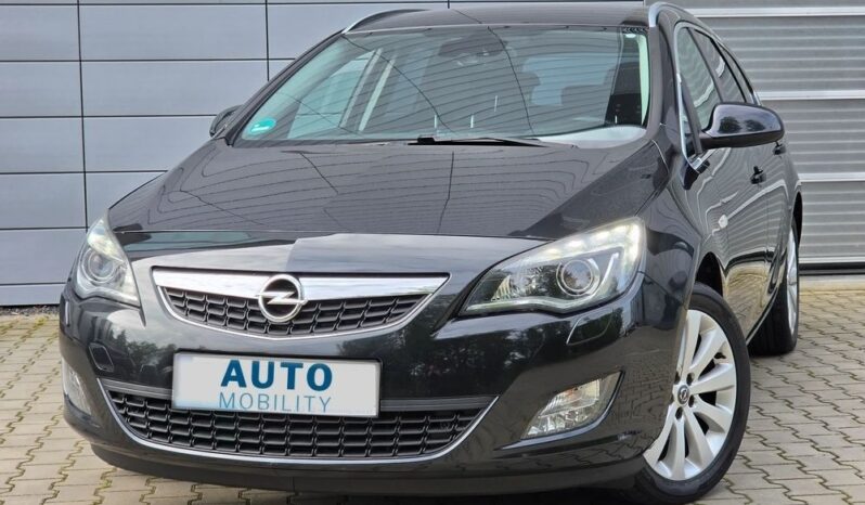 Opel Astra | FWD (przód) | Manualna | 140 KM | Czarny full