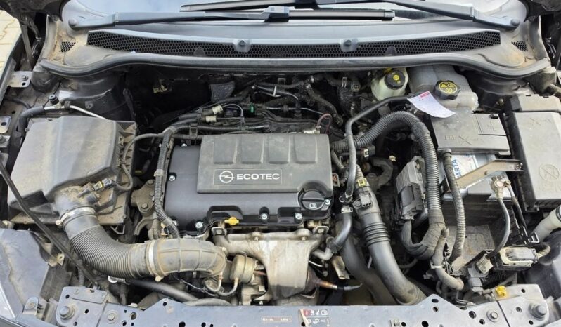 Opel Astra | FWD (przód) | Manualna | 140 KM | Czarny full