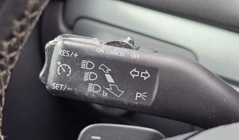 Volkswagen Golf | FWD (przód) | Automatyczna | 122 KM | Czarny full