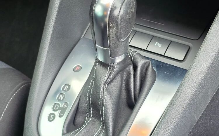 Volkswagen Golf | FWD (przód) | Automatyczna | 122 KM | Czarny full