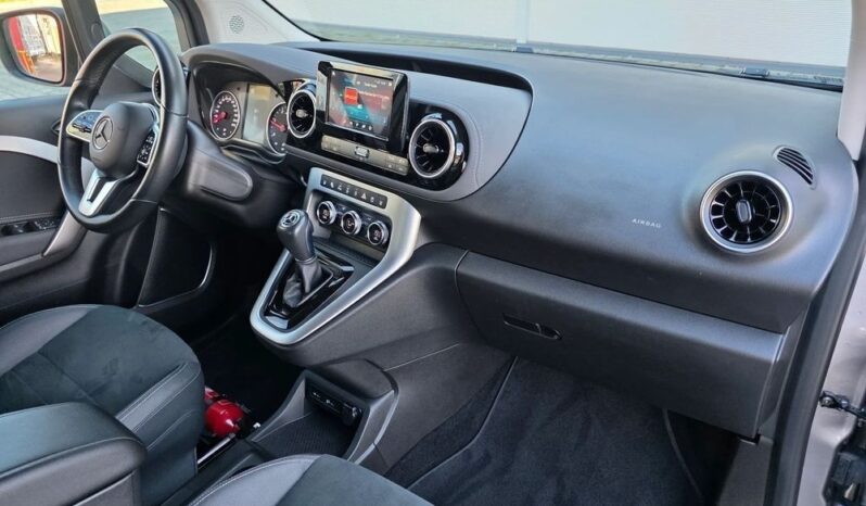 Mercedes-Benz Klasa T | FWD (przód) | Automatyczna | 116 KM | Srebrny full