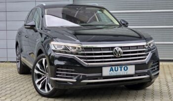 Volkswagen Touareg | 4X4 (Stały) | Automatyczna | 286 Km | Czarny