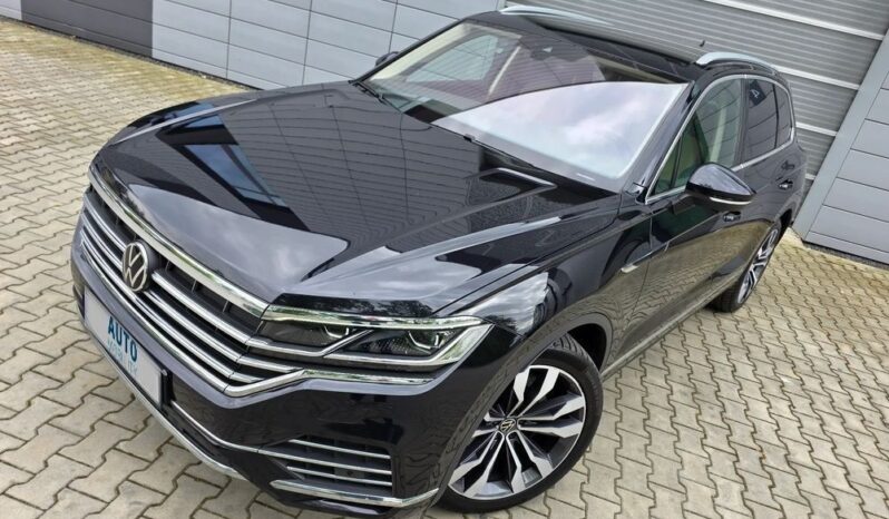 Volkswagen Touareg | 4×4 (stały) | Automatyczna | 286 KM | Czarny full