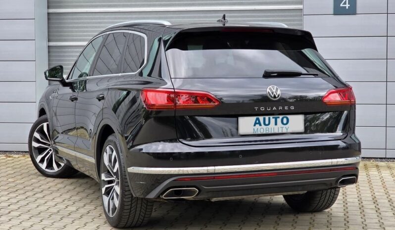 Volkswagen Touareg | 4×4 (stały) | Automatyczna | 286 KM | Czarny full